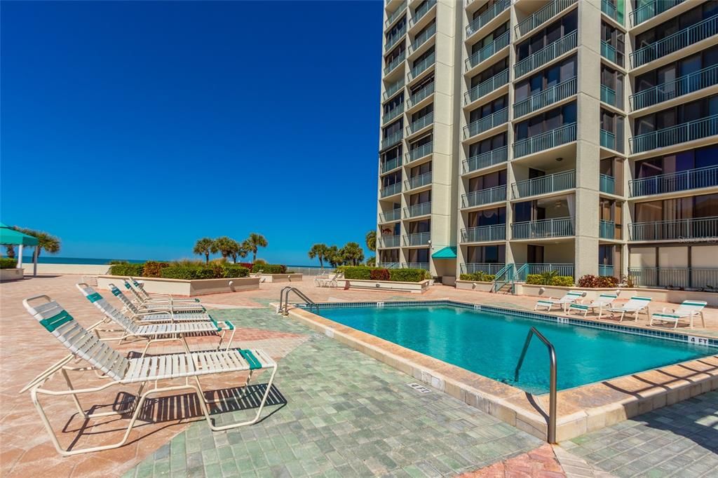 Recently Sold: $600,000 (2 beds, 2 baths, 1364 Square Feet)