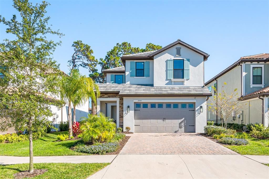 Recently Sold: $710,000 (4 beds, 3 baths, 2509 Square Feet)