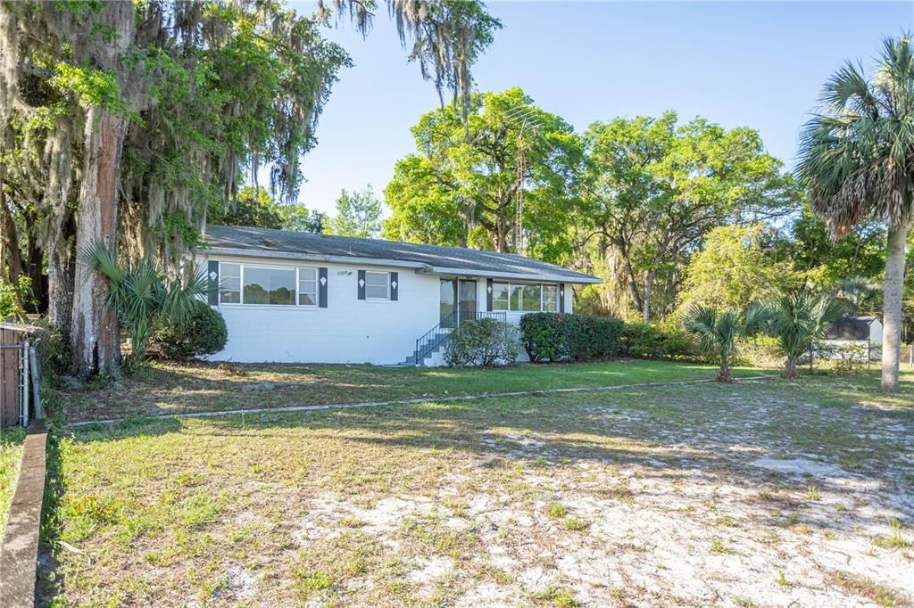 Recently Sold: $249,900 (3 beds, 2 baths, 1500 Square Feet)