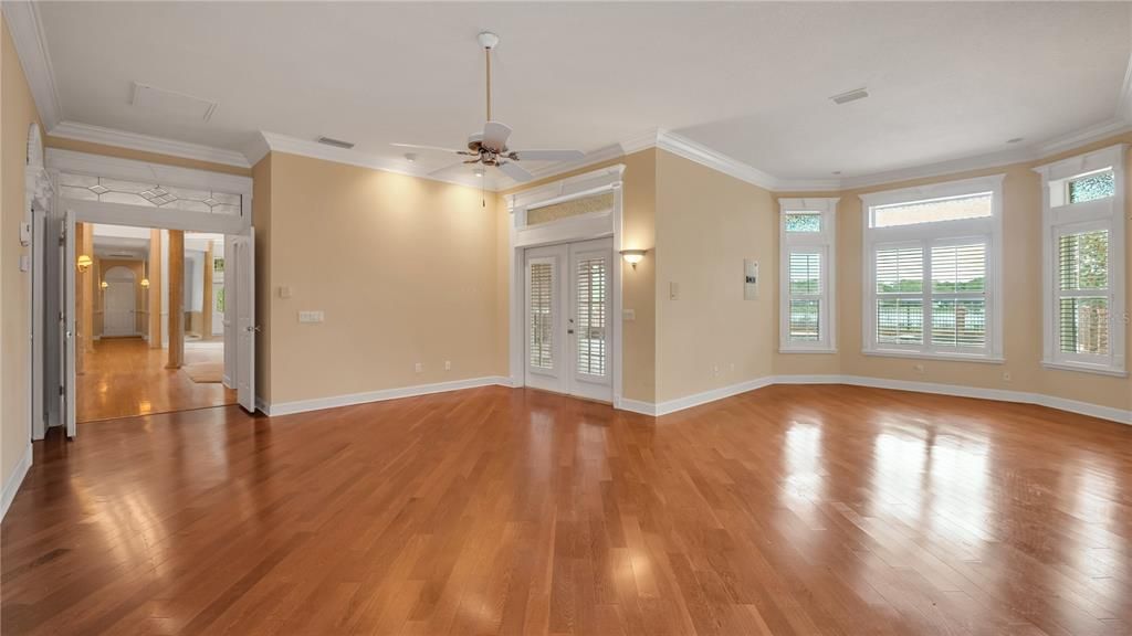 Master Bedroom and sitting area