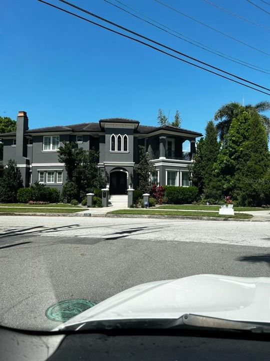 Recently Sold: $2,062,850 (3 beds, 4 baths, 3190 Square Feet)