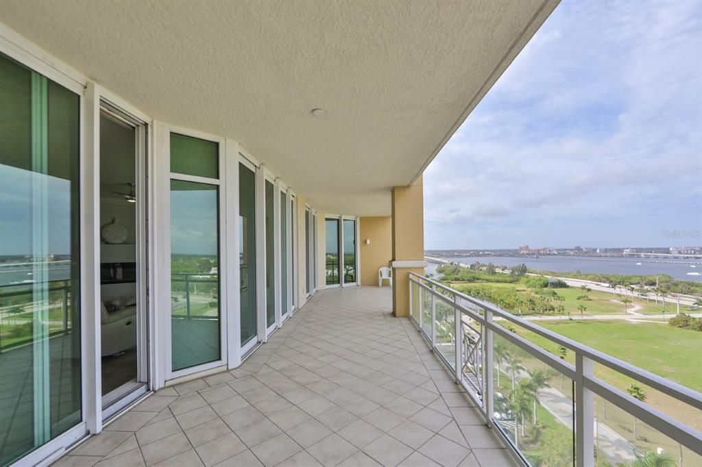Recently Sold: $750,000 (3 beds, 3 baths, 2671 Square Feet)