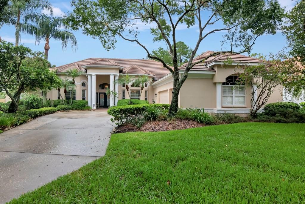 Recently Sold: $875,000 (5 beds, 4 baths, 3701 Square Feet)