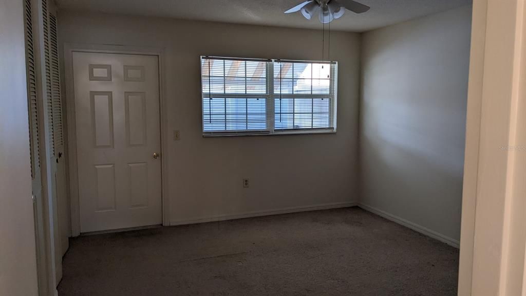 Recently Rented: $850 (1 beds, 1 baths, 700 Square Feet)