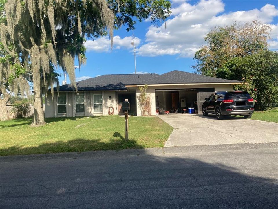 Recently Sold: $245,000 (3 beds, 2 baths, 1668 Square Feet)