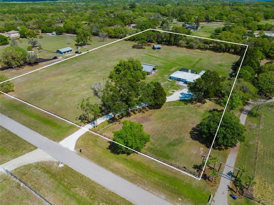 Recently Sold: $1,100,000 (3 beds, 4 baths, 2856 Square Feet)