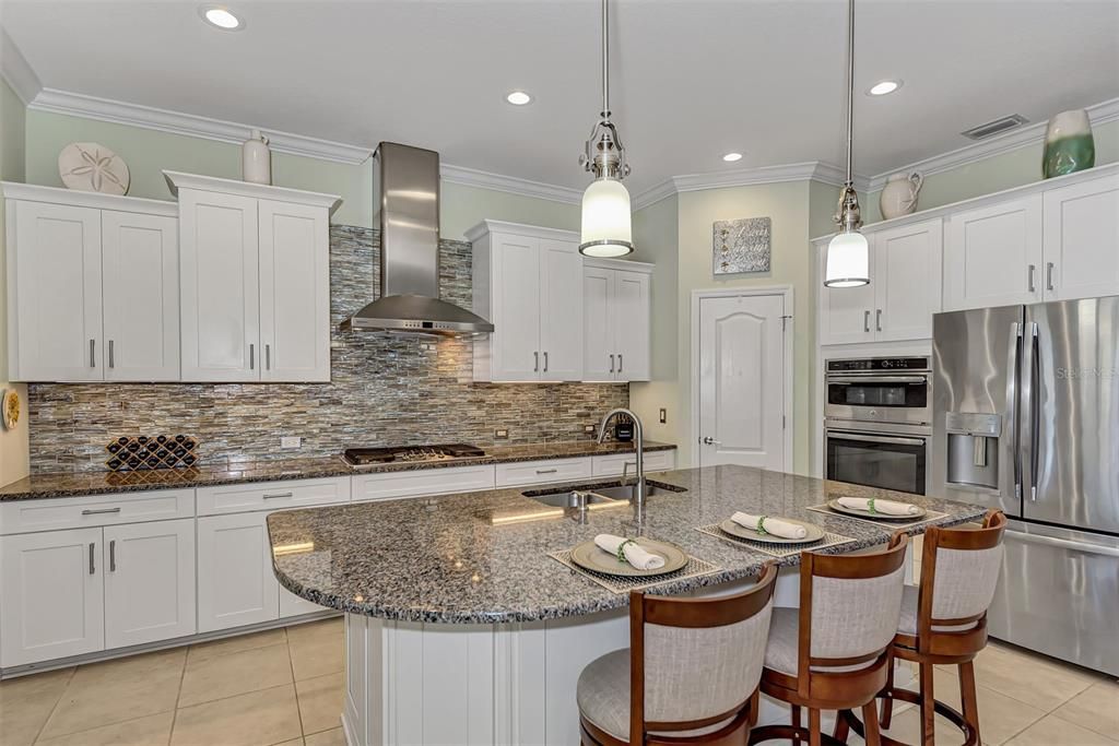 Recently Sold: $1,169,000 (3 beds, 3 baths, 2560 Square Feet)