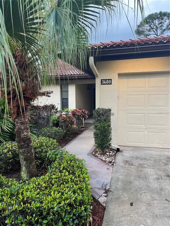 Recently Sold: $425,000 (2 beds, 2 baths, 1353 Square Feet)