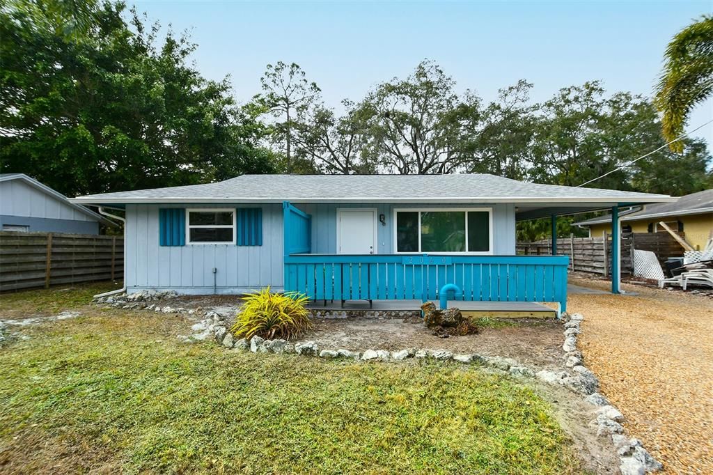 Recently Sold: $265,000 (2 beds, 1 baths, 1011 Square Feet)