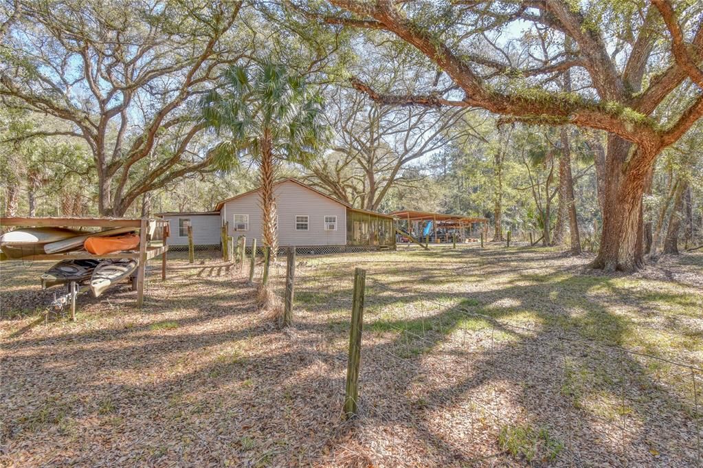 Recently Sold: $219,000 (3 beds, 2 baths, 1520 Square Feet)