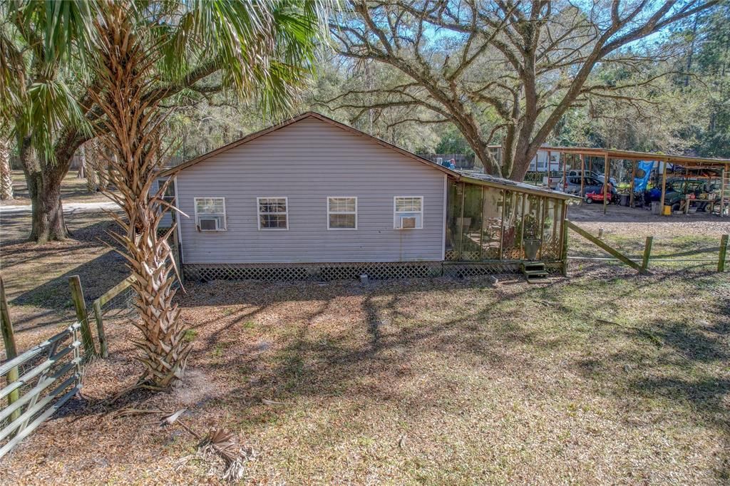 Recently Sold: $219,000 (3 beds, 2 baths, 1520 Square Feet)
