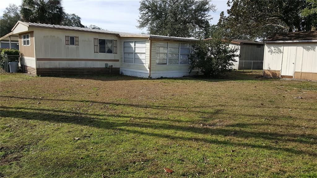 Recently Sold: $79,900 (2 beds, 1 baths, 944 Square Feet)