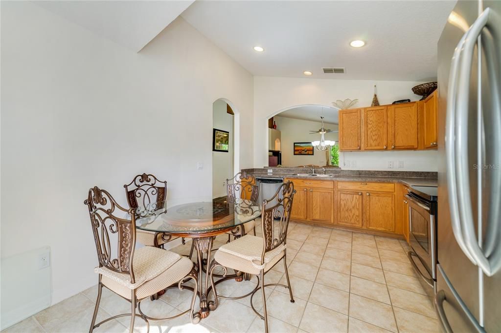 Recently Sold: $325,000 (3 beds, 2 baths, 1500 Square Feet)