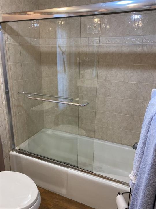 2nd Bath & Shower