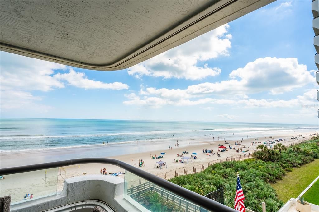 Recently Sold: $1,980,000 (3 beds, 3 baths, 2100 Square Feet)