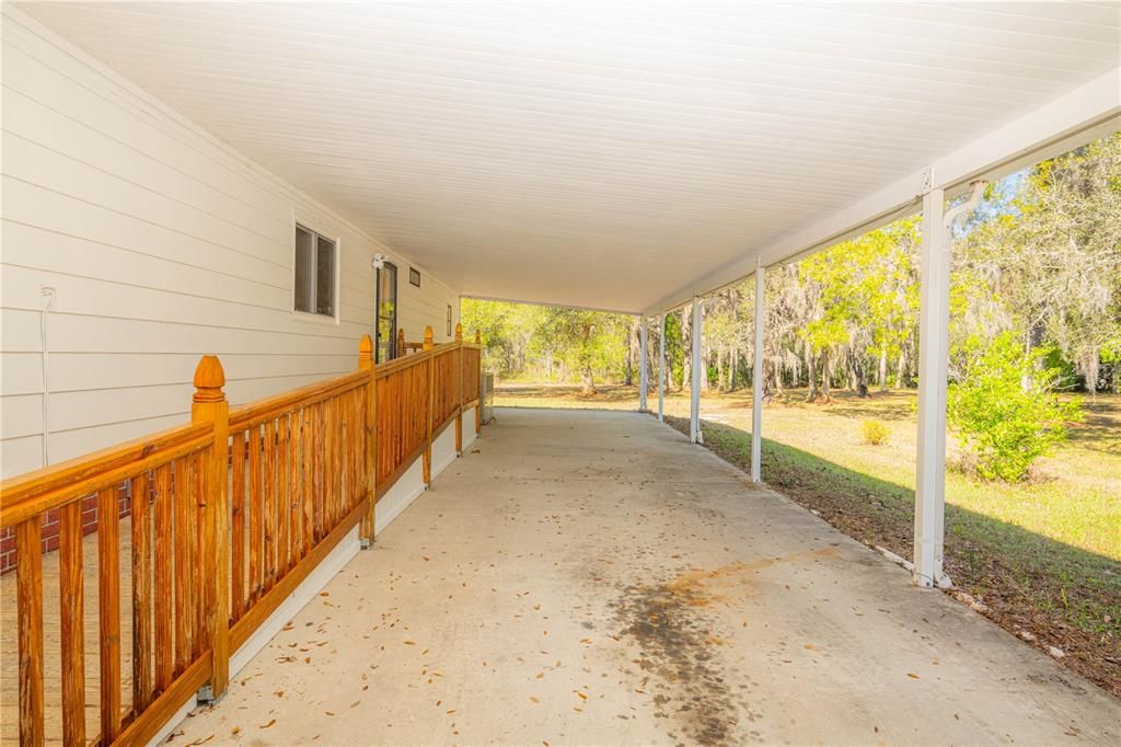 Recently Sold: $299,900 (2 beds, 2 baths, 1552 Square Feet)