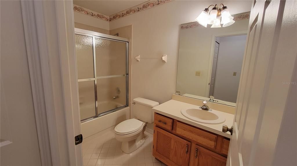 最近租的: $1,900 (2 贝兹, 2 浴室, 1325 平方英尺)