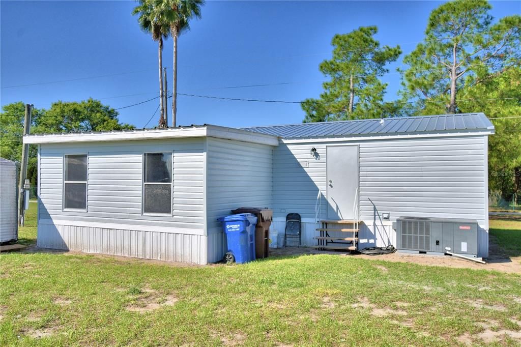 Recently Sold: $205,000 (3 beds, 2 baths, 1300 Square Feet)