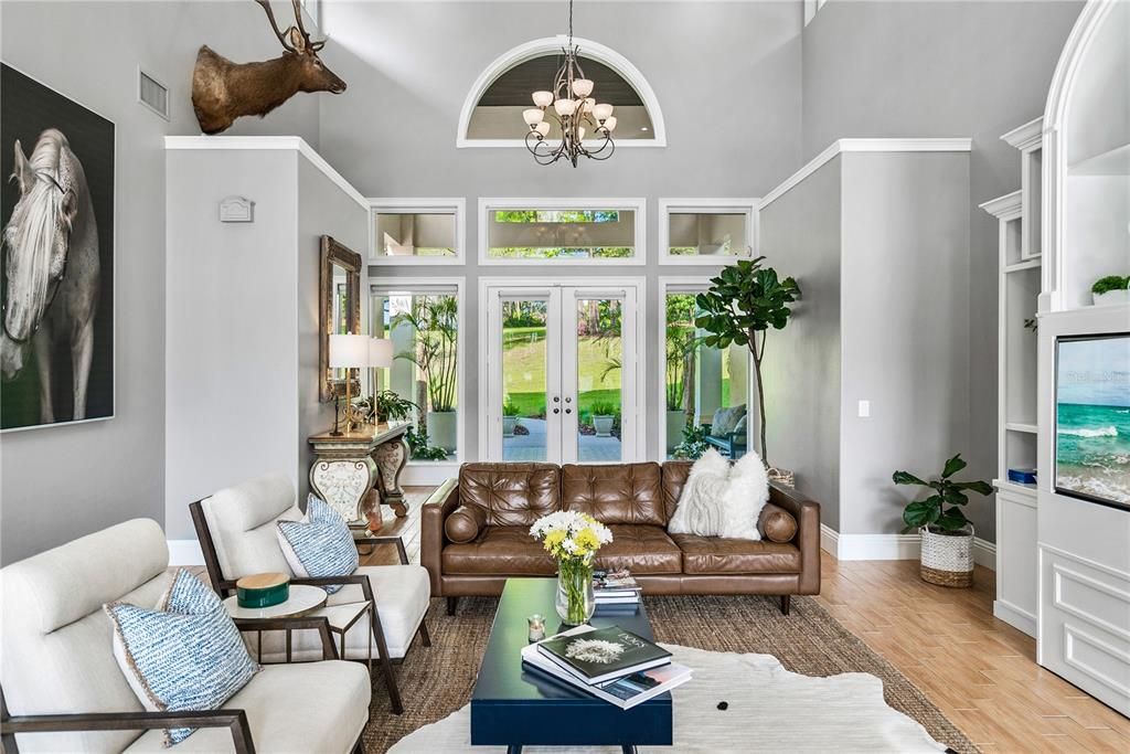 Recently Sold: $1,599,000 (5 beds, 2 baths, 3764 Square Feet)