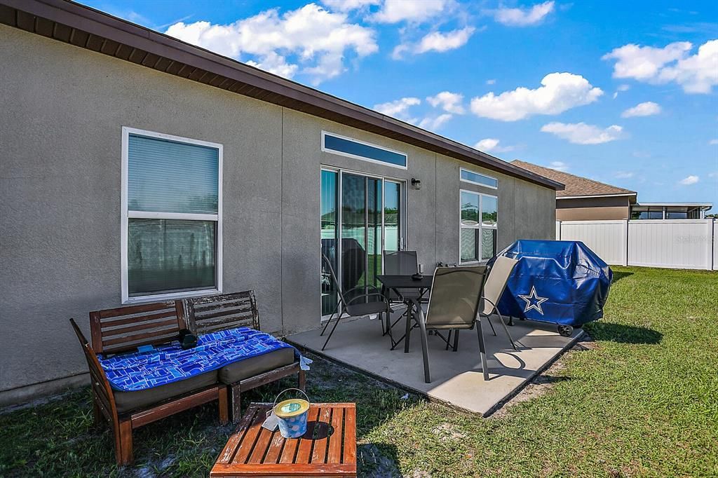 Recently Sold: $307,000 (3 beds, 2 baths, 1639 Square Feet)