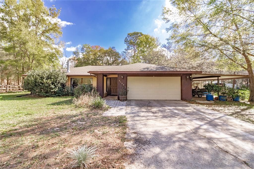 Recently Sold: $349,900 (3 beds, 2 baths, 1920 Square Feet)