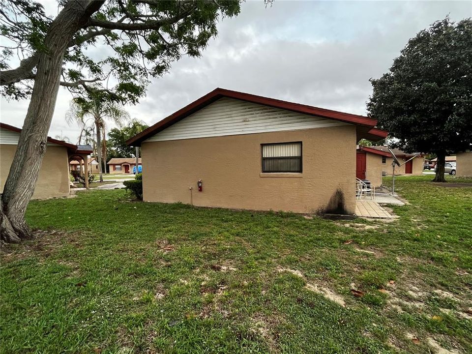 Recently Sold: $66,000 (2 beds, 1 baths, 810 Square Feet)