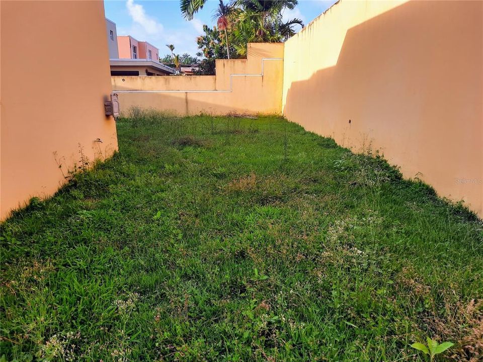 Vendido Recientemente: $270,000 (3 camas, 2 baños, 0 Pies cuadrados)