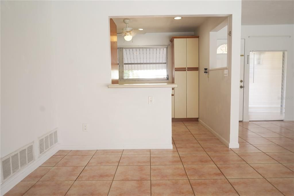 Recently Sold: $549,000 (2 beds, 2 baths, 1062 Square Feet)