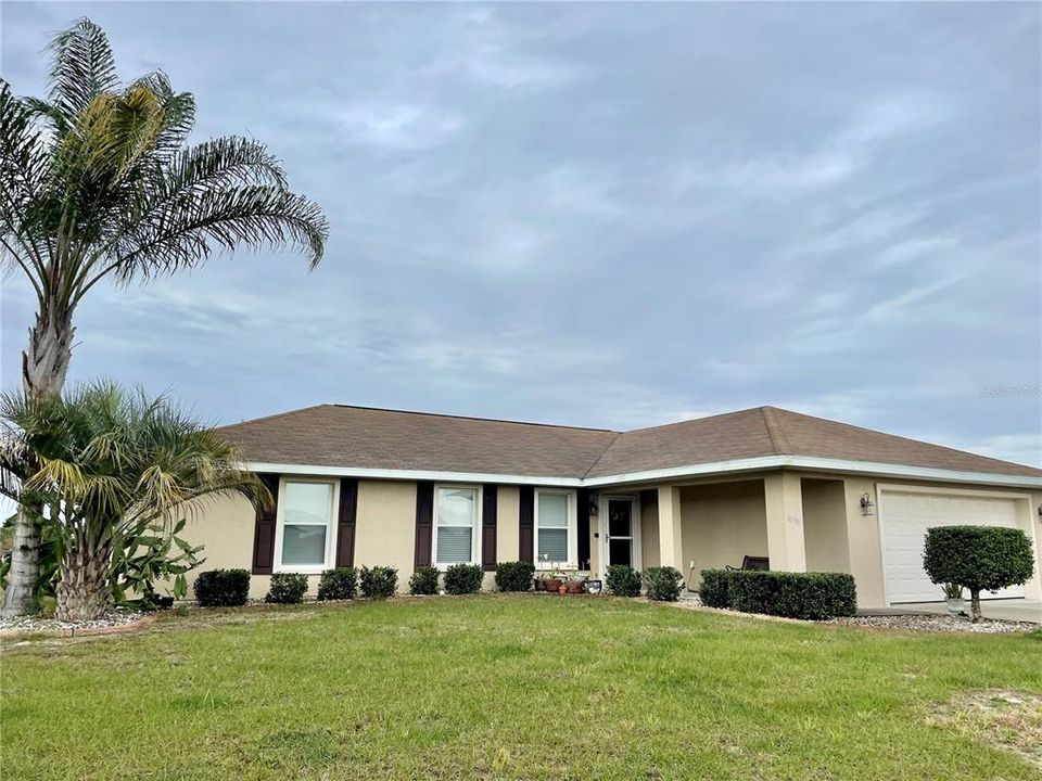 Recently Sold: $250,000 (3 beds, 2 baths, 1835 Square Feet)