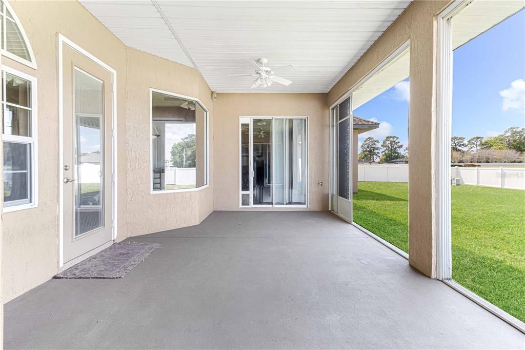 Recently Sold: $544,000 (4 beds, 2 baths, 2707 Square Feet)