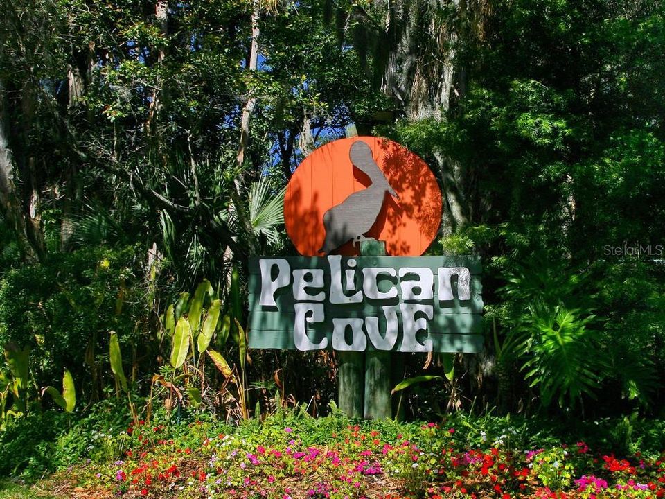 Entrance to Pelican Cove