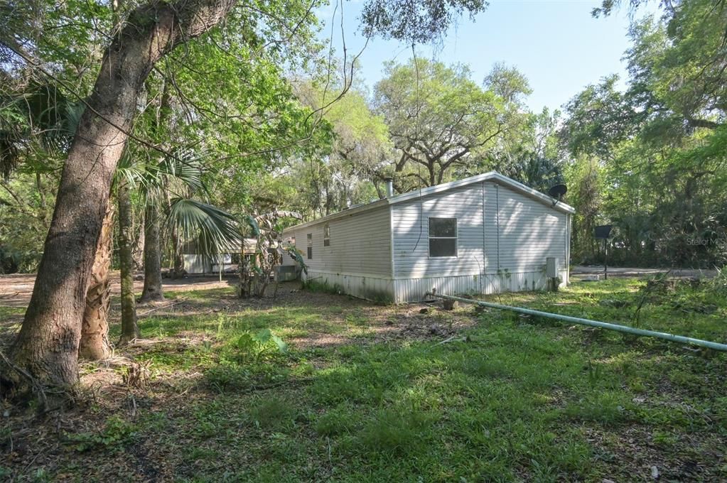 Recently Sold: $210,000 (3 beds, 2 baths, 1294 Square Feet)