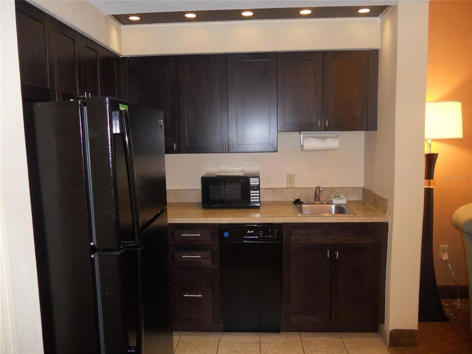 Recently Sold: $102,800 (1 beds, 1 baths, 542 Square Feet)