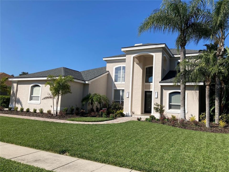Recently Sold: $845,000 (5 beds, 3 baths, 2954 Square Feet)