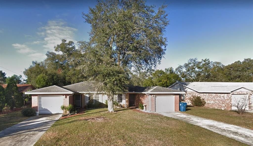 Recently Sold: $289,900 (4 beds, 2 baths, 1933 Square Feet)