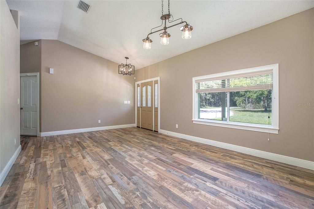 Living Room/Dining Room