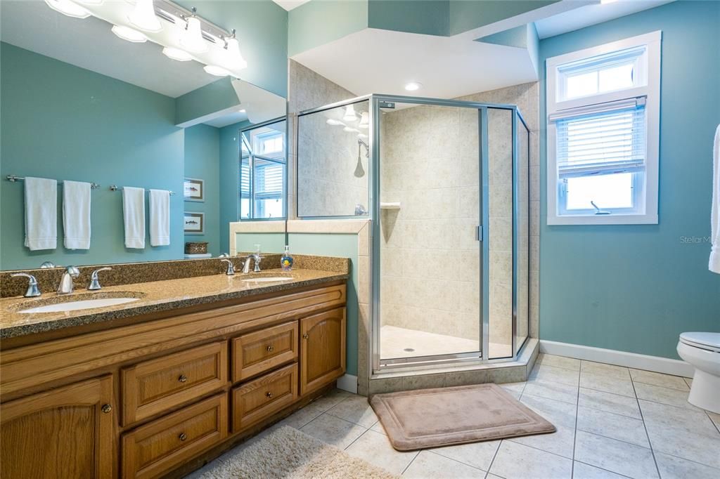 最近售出: $399,000 (2 贝兹, 2 浴室, 1288 平方英尺)