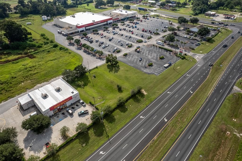 合同活跃: $240,000 (0.34 acres)