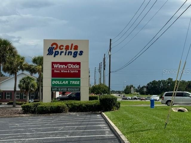 合同活跃: $240,000 (0.34 acres)