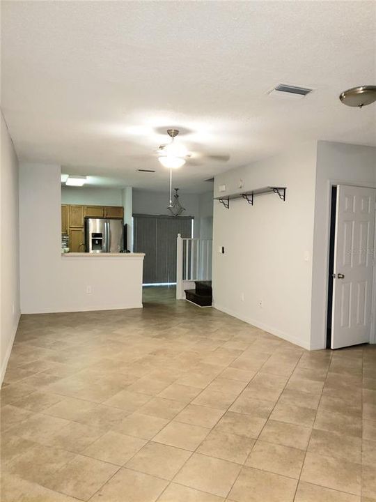 Recently Sold: $235,000 (3 beds, 3 baths, 1412 Square Feet)