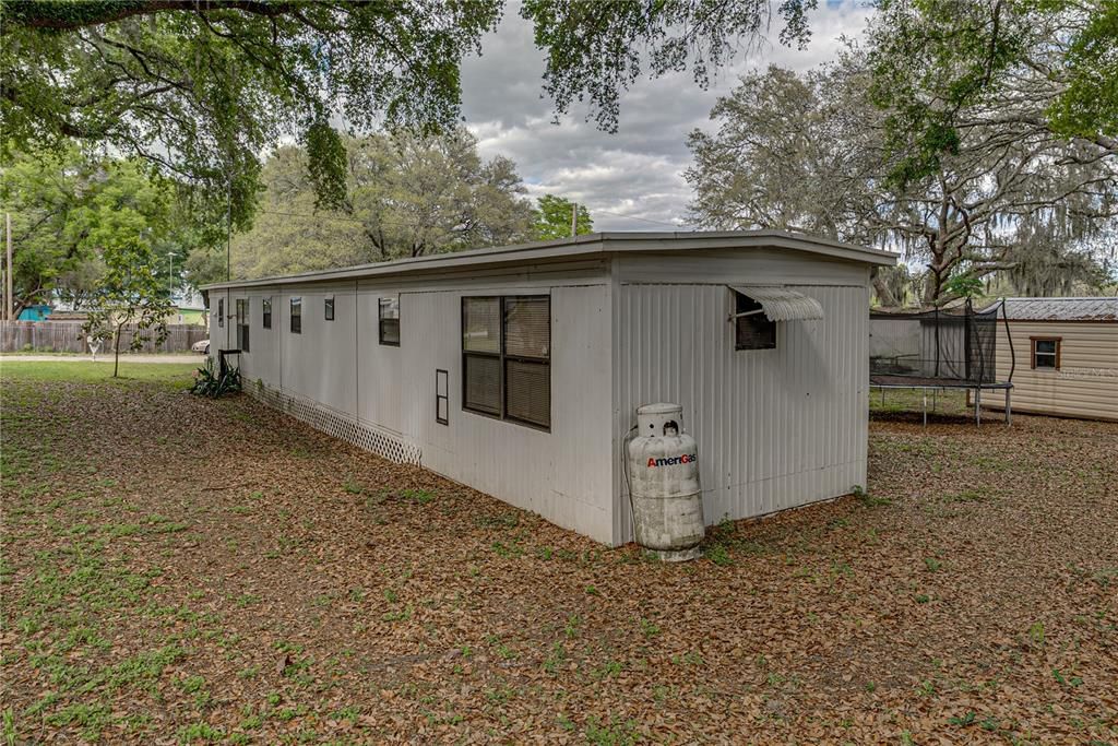 Recently Sold: $58,900 (2 beds, 1 baths, 648 Square Feet)