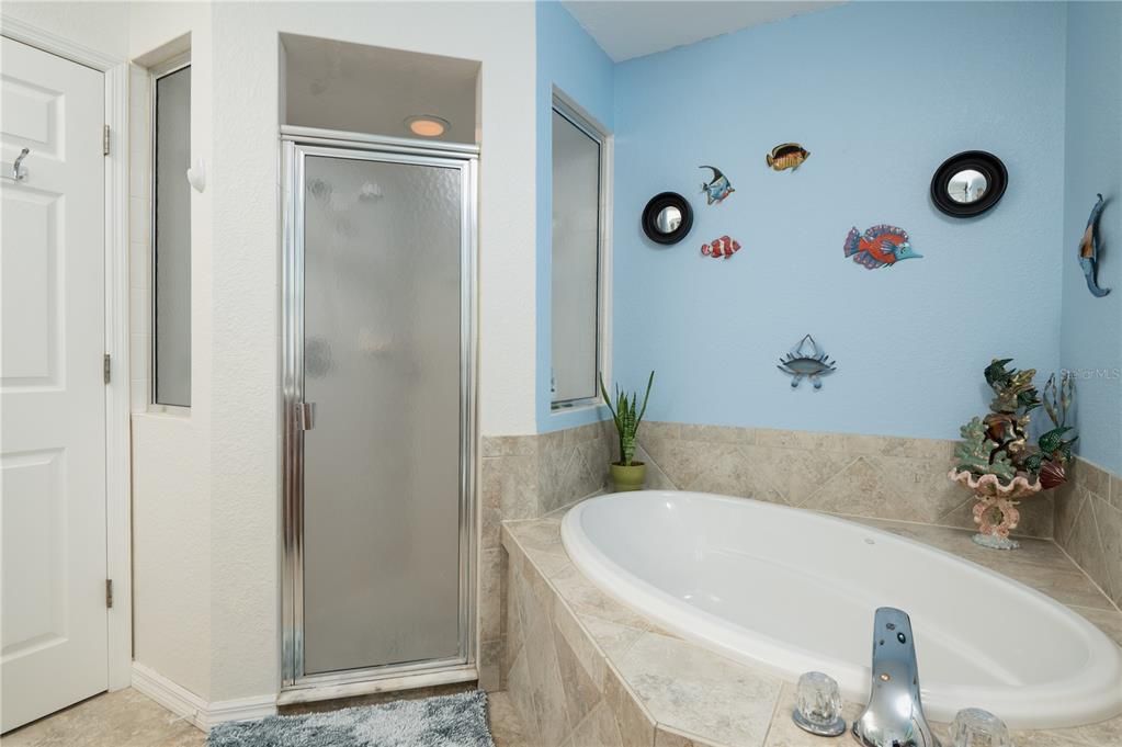 最近售出: $399,900 (3 贝兹, 2 浴室, 1574 平方英尺)