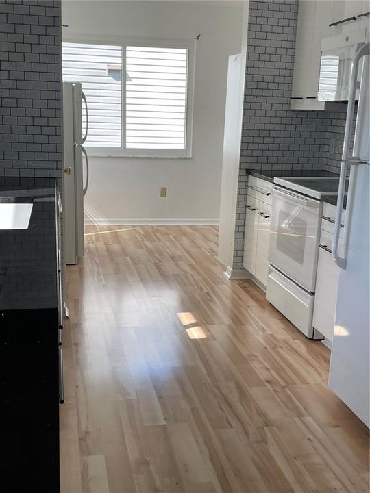 Recently Rented: $1,850 (2 beds, 2 baths, 1040 Square Feet)