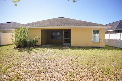 Recently Rented: $2,200 (4 beds, 2 baths, 1860 Square Feet)
