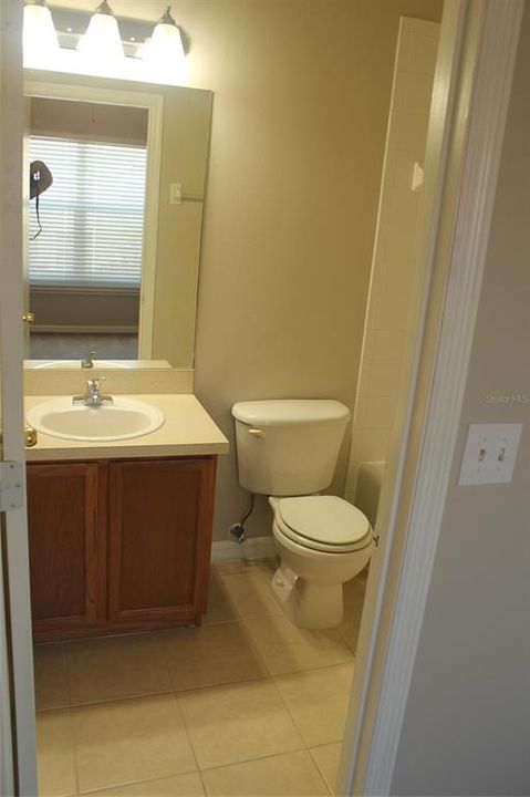 Active With Contract: $1,750 (2 beds, 2 baths, 1035 Square Feet)
