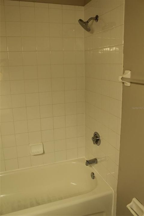 Под контрактом: $1,750 (2 спален, 2 ванн, 1035 Квадратных фут)