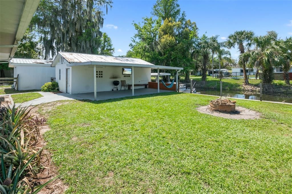 Recently Sold: $275,000 (3 beds, 2 baths, 1756 Square Feet)