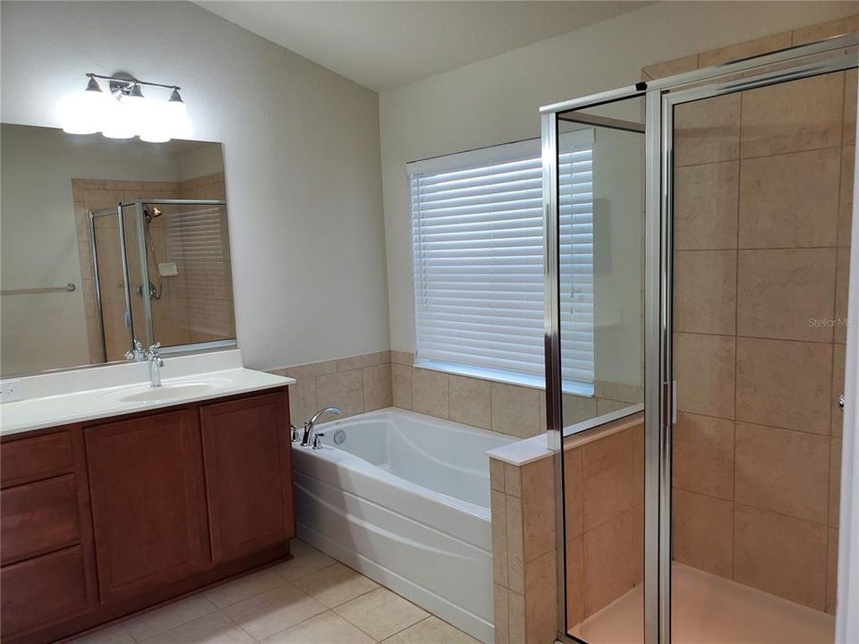 最近租的: $2,000 (4 贝兹, 2 浴室, 2185 平方英尺)