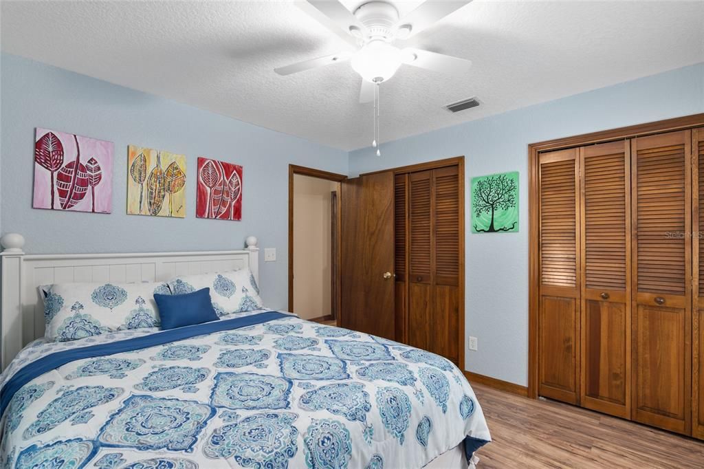 Recently Sold: $549,000 (3 beds, 2 baths, 2087 Square Feet)