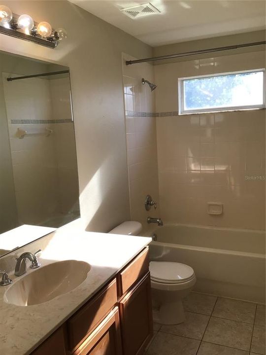 Недавно арендовано: $1,800 (4 спален, 3 ванн, 2542 Квадратных фут)